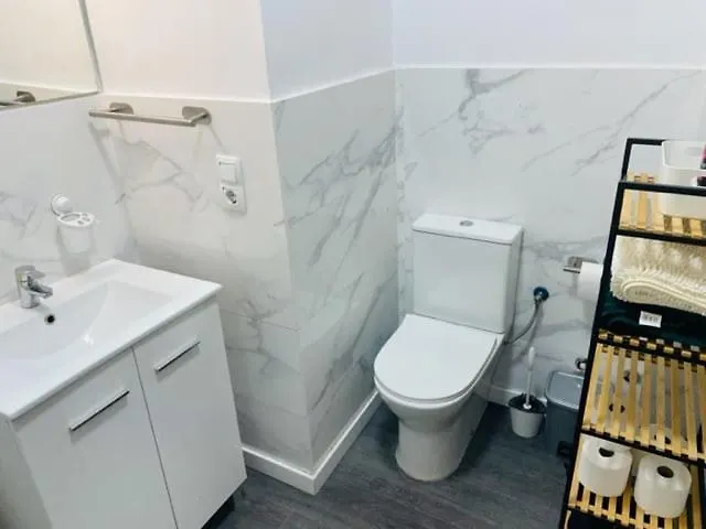 Apartment Near The Beach Malaga Spain