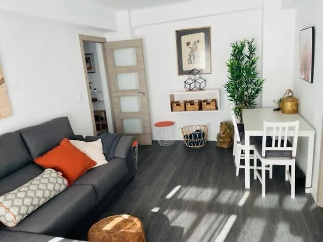 Apartment Near The Beach Malaga